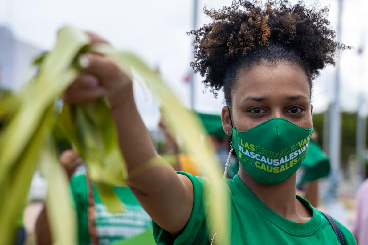 volcánicas Más allá de las tres causales: justicia reproductiva, educación sexual y migración
