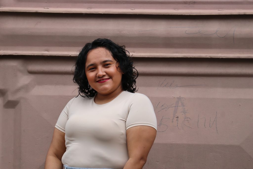 volcánicas Entre el exilio y la espera: una juventud que no se detiene